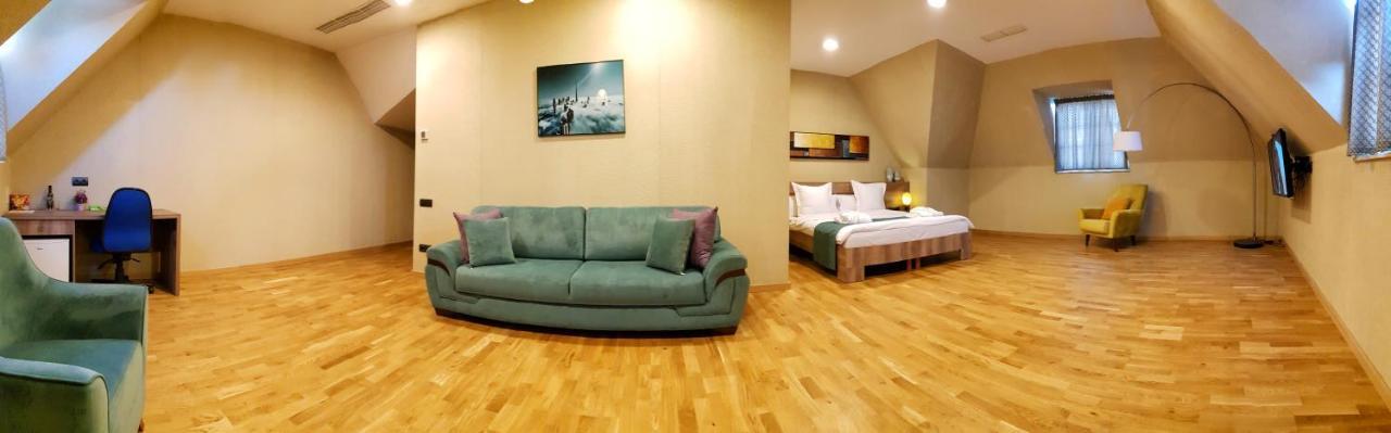 Maison Boutique Hotel Тбилиси Екстериор снимка